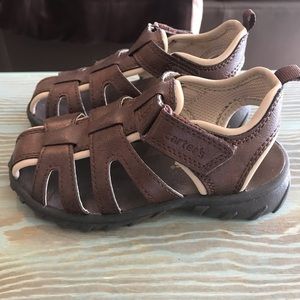 Carter’s casual sandal